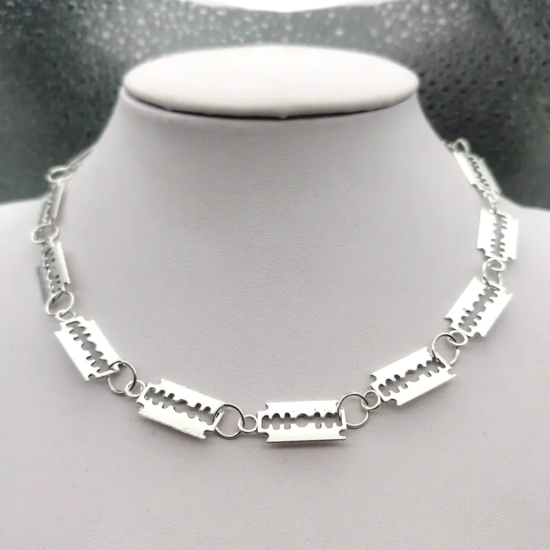 Unisex Hip Hop Fashion Alloy Blade Necklace for Parties