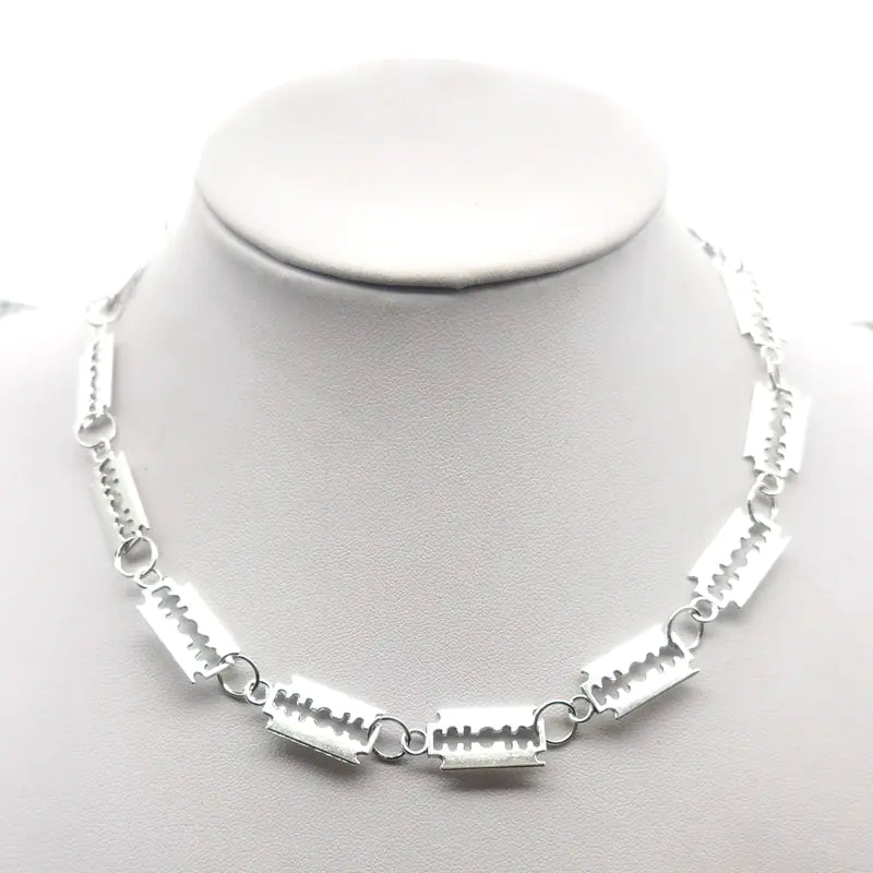 Unisex Hip Hop Fashion Alloy Blade Necklace for Parties