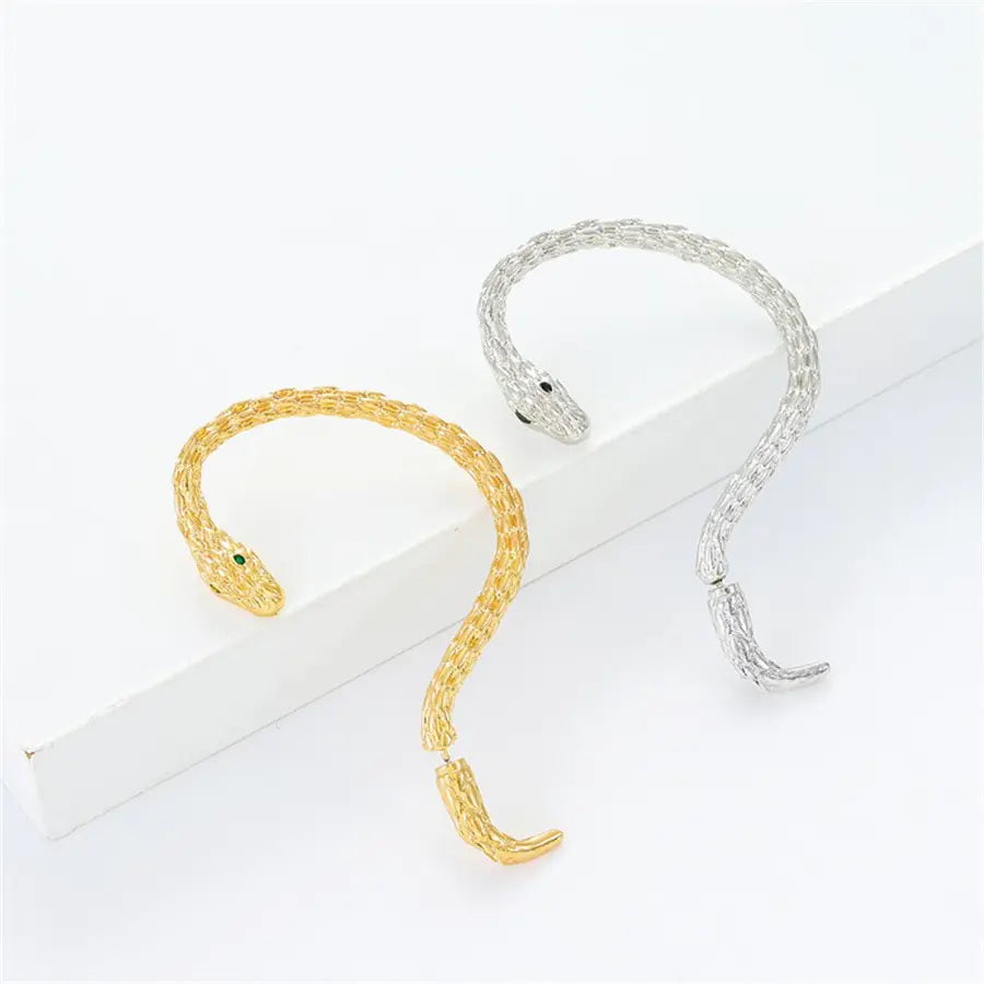 Snake Design Earring in Dark Style