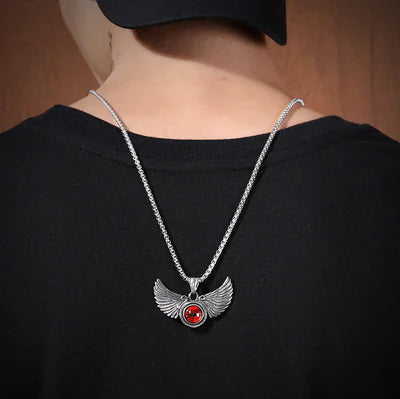 Vintage Style Feather Pendant Necklace